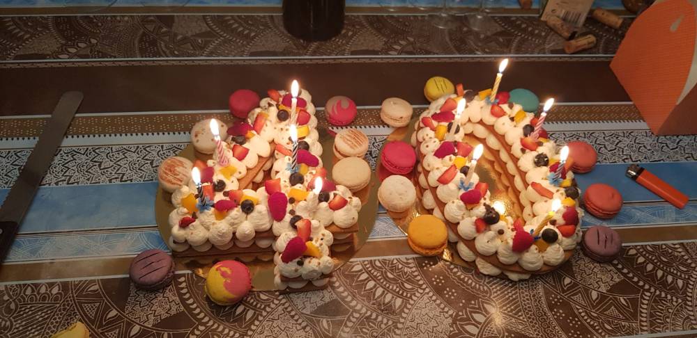 number cakes